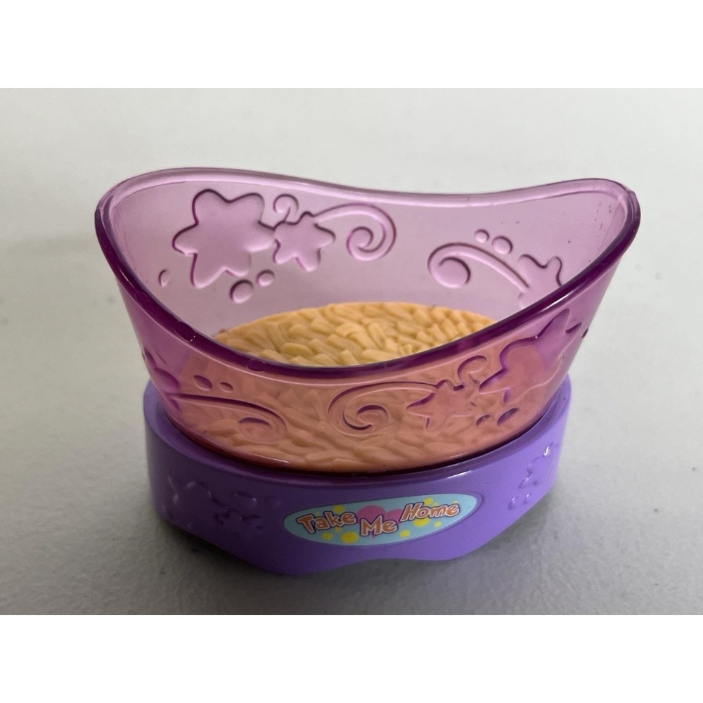 PET BED Accessory Purple ADOPT "Take Me Home" Hasbro 2005 Littlest Pet Shop